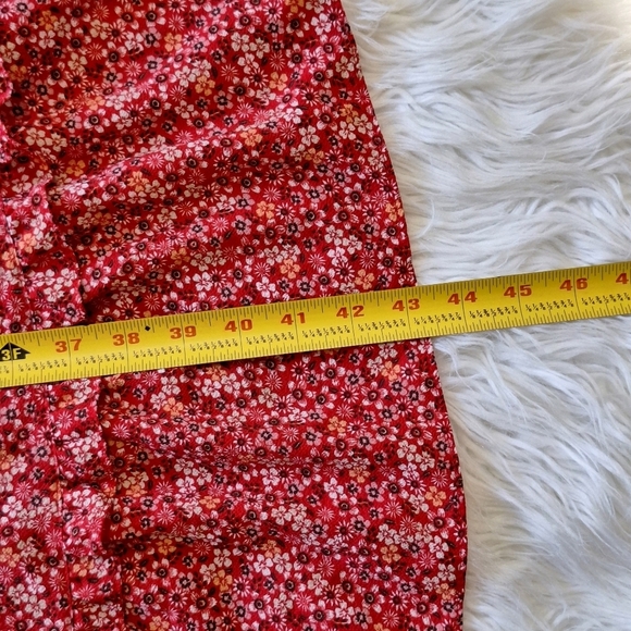 Max Studio Floral V-neck Midi Dress with Balloon Sleeves - Picture 14 of 15